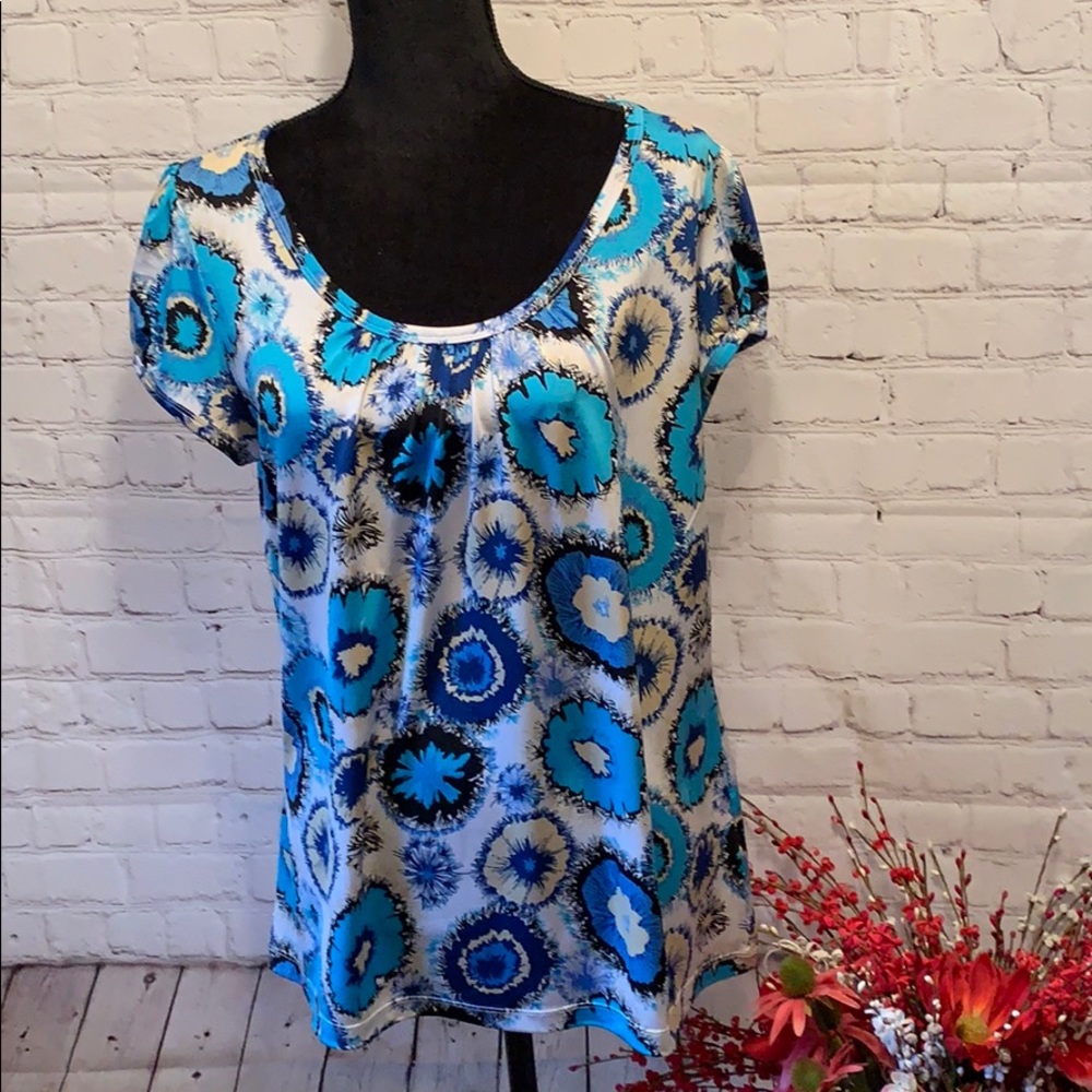 Women’s shirt